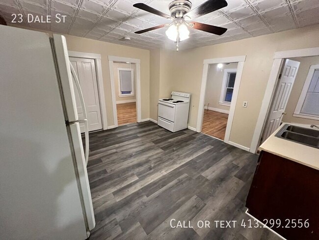 Building Photo - 23 Dale St