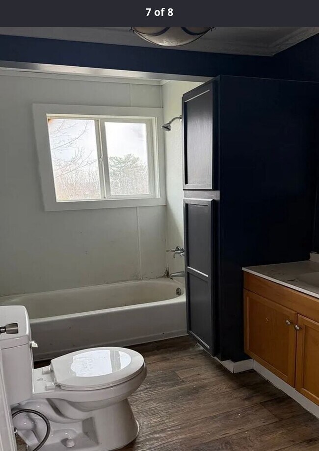 Building Photo - 2 Bdrm 1 Bath House