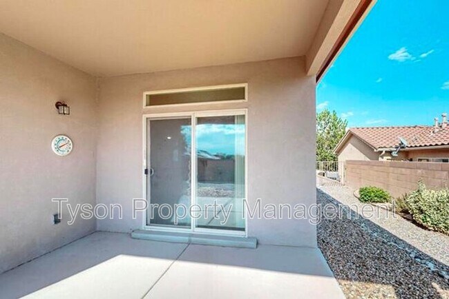 Building Photo - 2621 Cerro Chafo Rd SE