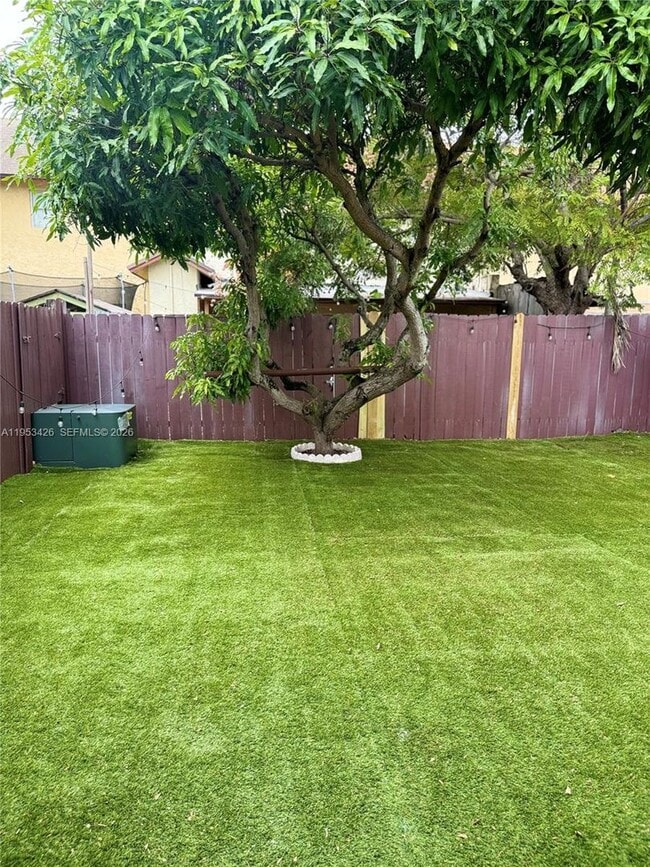 Building Photo - 4329 NW 3rd Ave