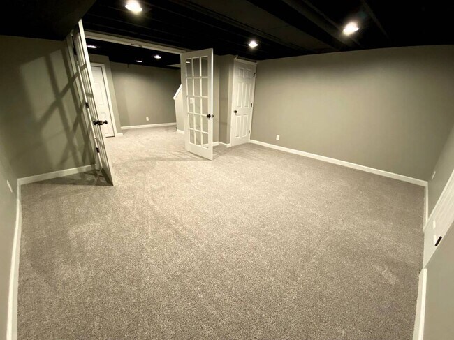 Building Photo - 117 Juniper Drive