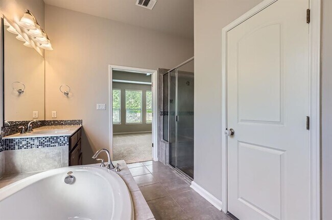 Building Photo - 4109 Vinalopo Dr