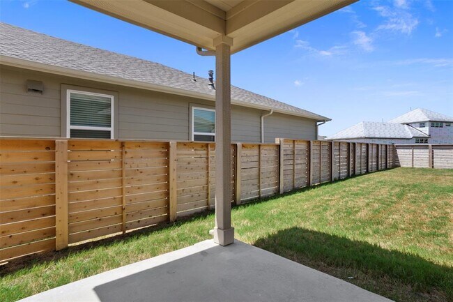 Building Photo - 109 Zinnia Ln
