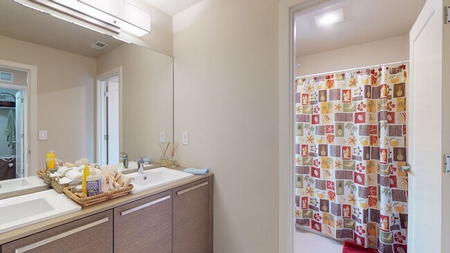 Building Photo - Auburn Lakeland Hills area/Lakeview Community- 4 bedroom 2.5 bathroom with AC - Available May 5th!