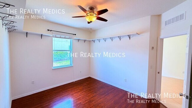 Building Photo - 4067 Knott Dr