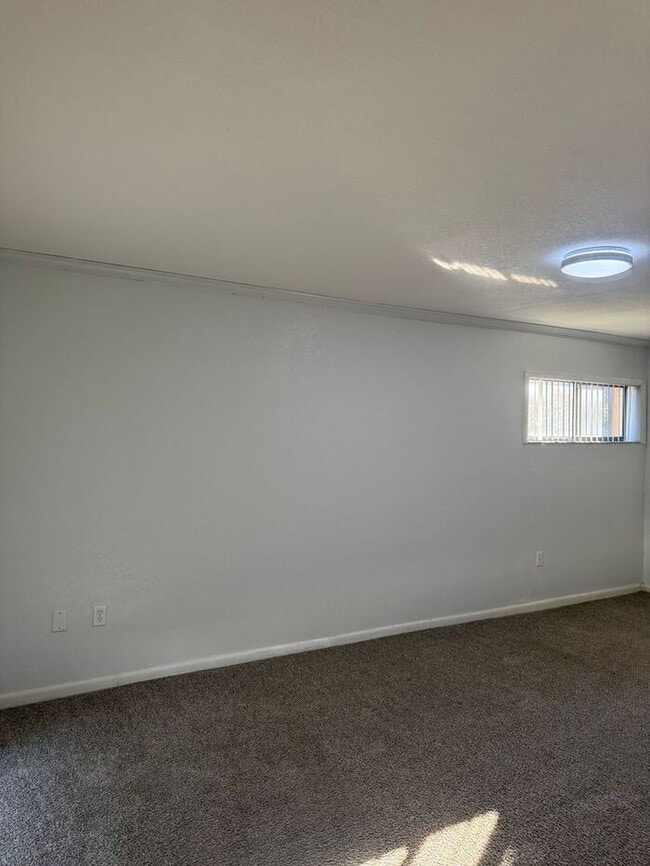 Building Photo - Fantastic 3/3 Townhome in Windsor Pines, Kissimmee