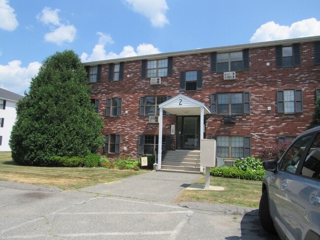 Building Photo - Plaistow Remodeled 2 Bedroom Condominium! ...