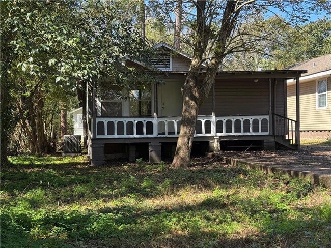 Building Photo - 134 N Carlen St