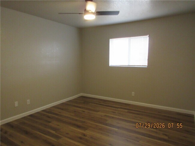 Building Photo - 1755 Gordon #5 Dr