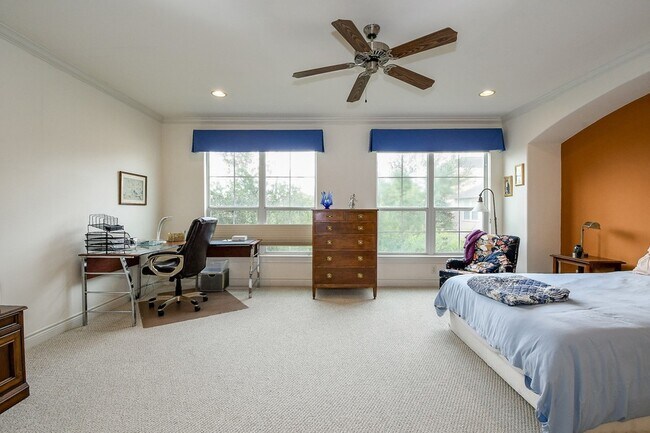 Building Photo - 191 N Timber Ridge Ct