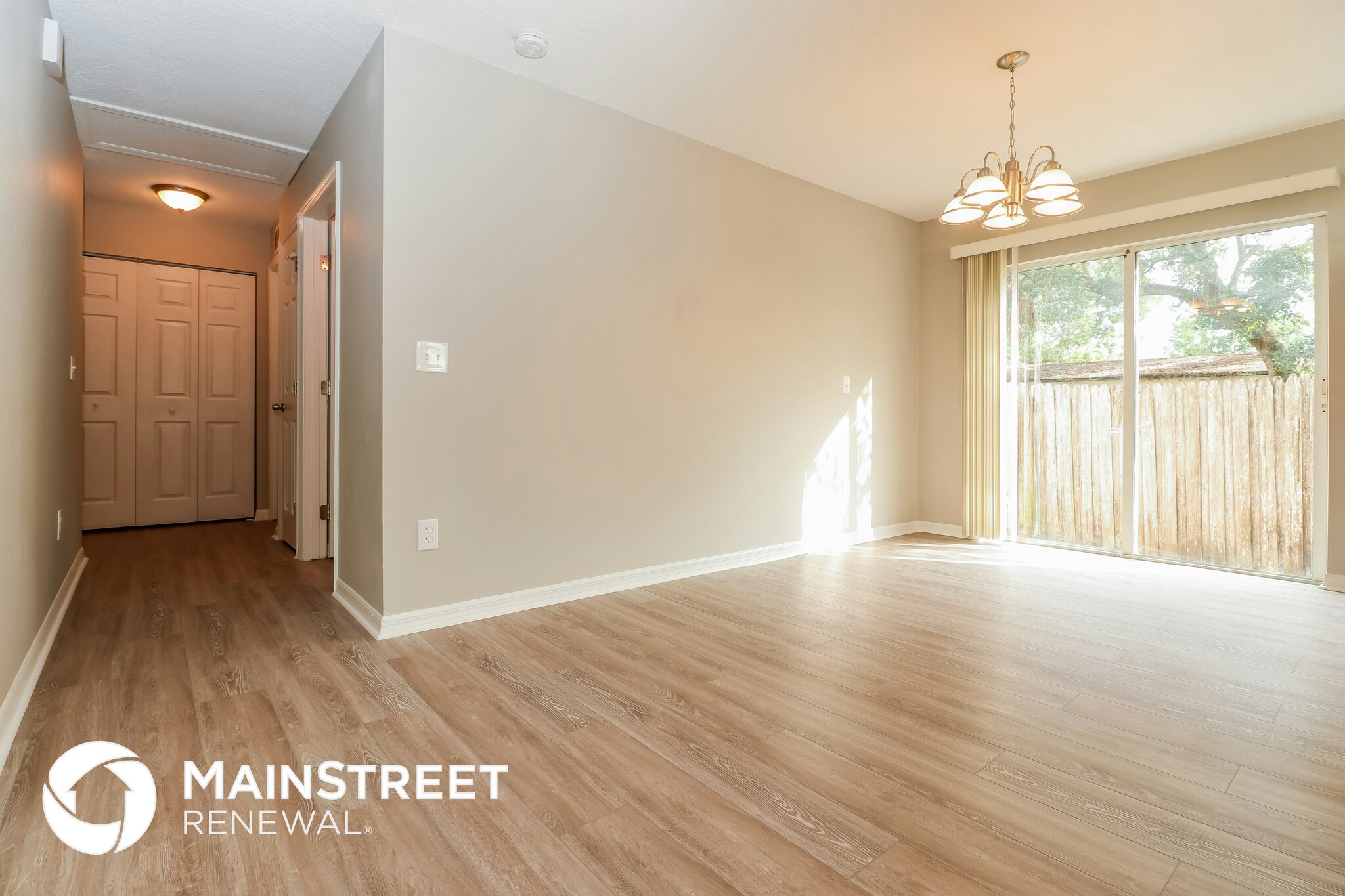 Building Photo - 2050 14th St S