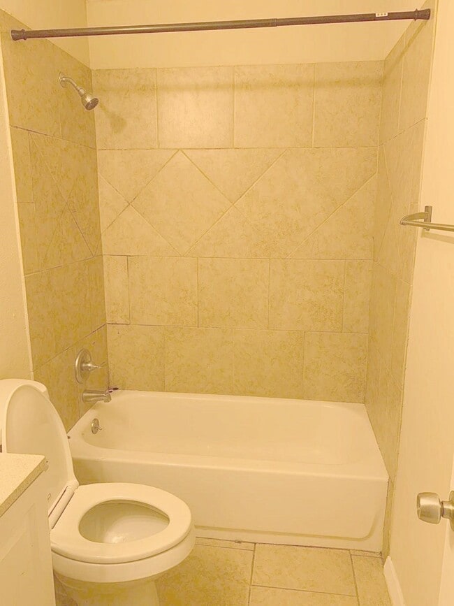 Building Photo - 13711 Carsa Ln