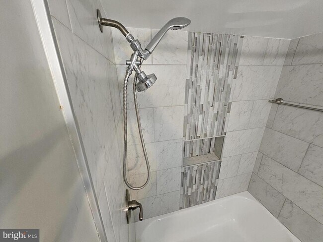 Building Photo - 1285 Cedarcroft Rd