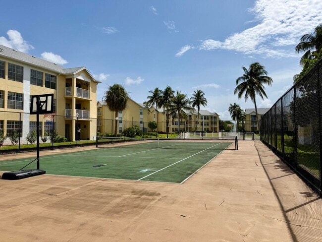 Building Photo - 6308 La Costa Dr