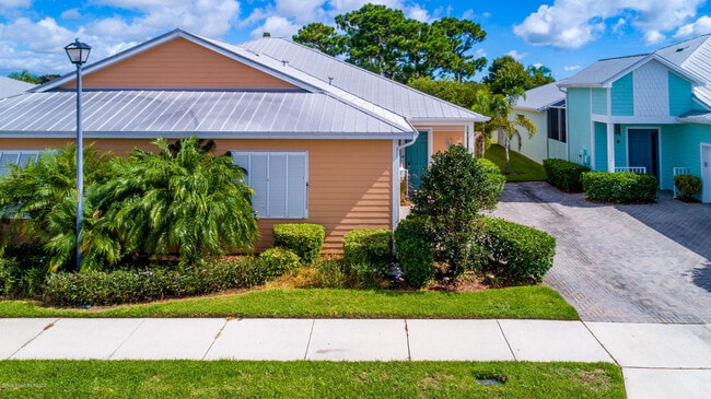 Building Photo - 4070 Alamanda Key Dr