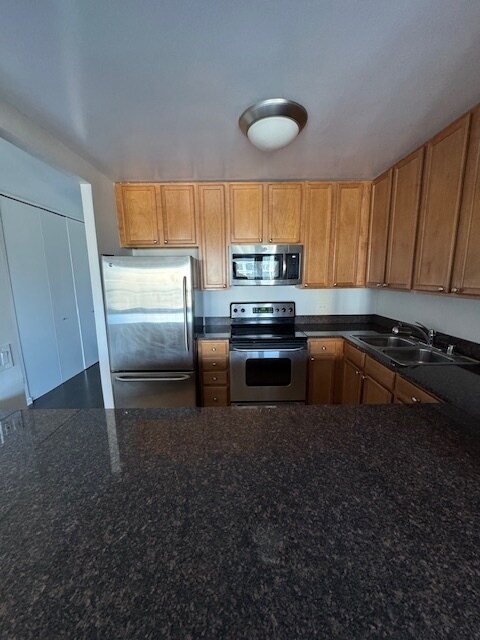 Building Photo - 30 E Huron St