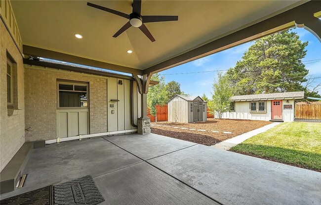 Building Photo - 3BD, 3BA Home Near Central Park with Bonus Casita