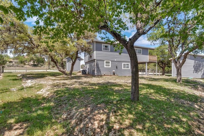 Building Photo - 612 Mockingbird Dr