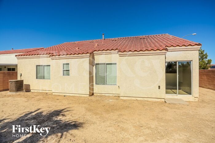 Building Photo - 2115 Mountain Rock Ct