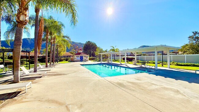 Building Photo - Lovely Single-Story Home in the Friendly and Desirable Lake Rancho Viejo Community of Fallbrook!