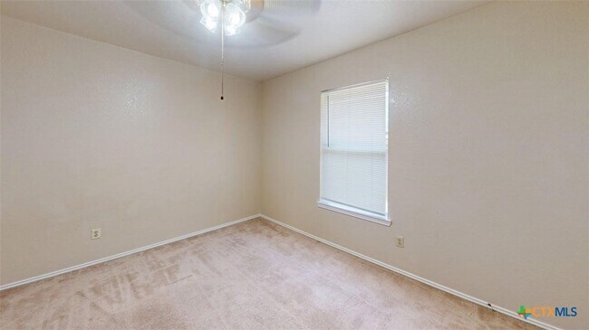 Building Photo - 4405 Hondo Dr