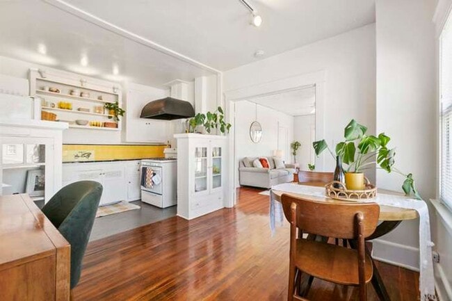 Building Photo - 1903 30th St