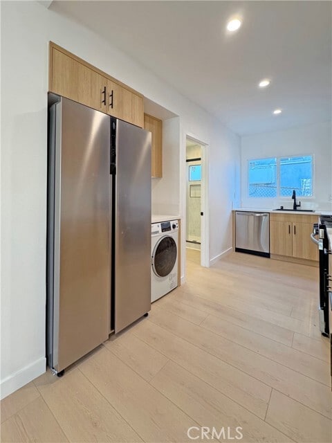 Building Photo - 800 Rosemont Ave