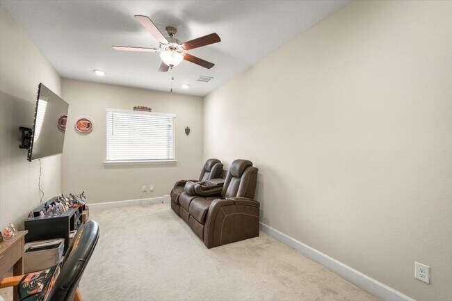 Building Photo - 5624 Lily Hill Ct