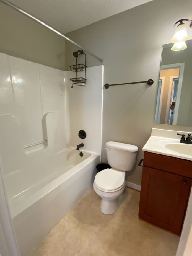 Building Photo - Modern Beacon Hill Townhouse