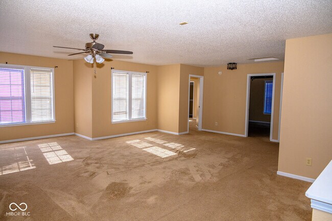 Building Photo - 10634 Cyrus Dr
