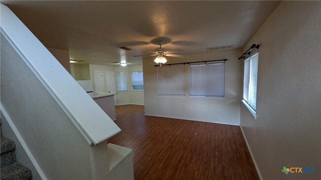 Building Photo - 821 Sagewood Trail