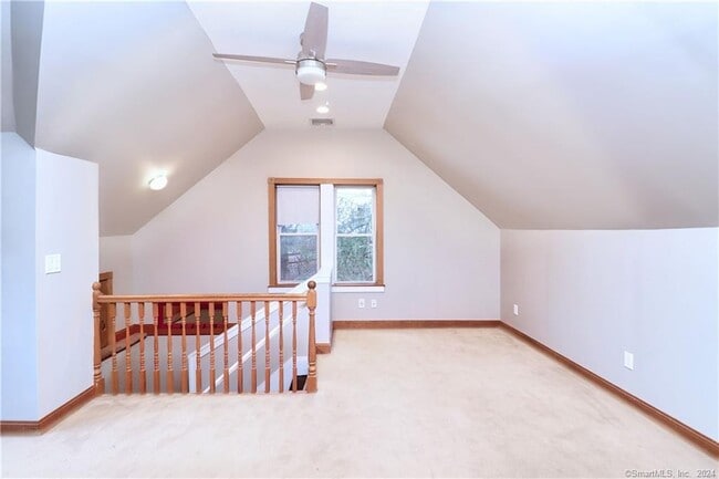 Building Photo - 165 Elm St