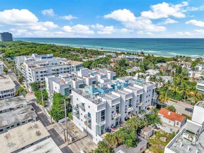 Building Photo - 7728 Collins Ave