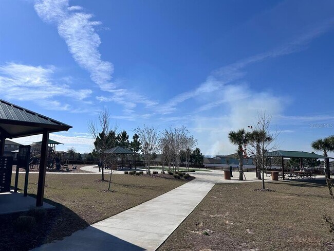 Building Photo - 2345 Treasure Hill St