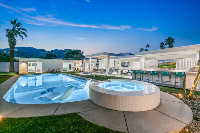 Building Photo - 72827 Bursera Way