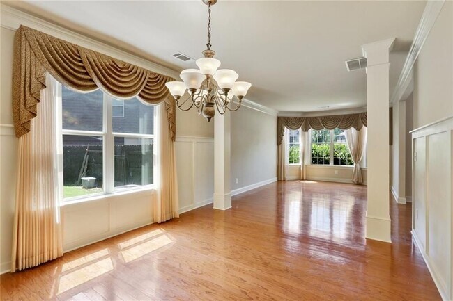 Building Photo - 4242 Rovello Way NE