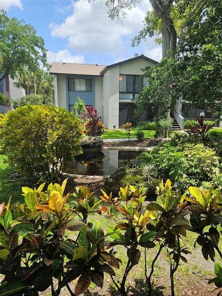 Building Photo - 7 Escondido Cir