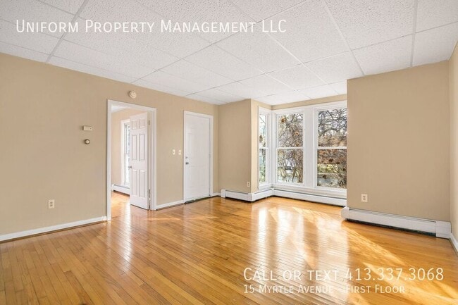 Building Photo - 15 Myrtle Ave