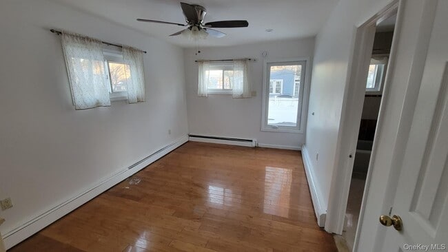 Building Photo - 83 Kraemer St