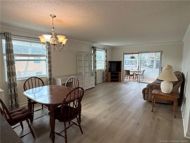 Building Photo - 2950 SE Ocean Blvd