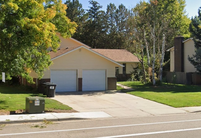 Building Photo - Comfort & Convenience in West Greeley