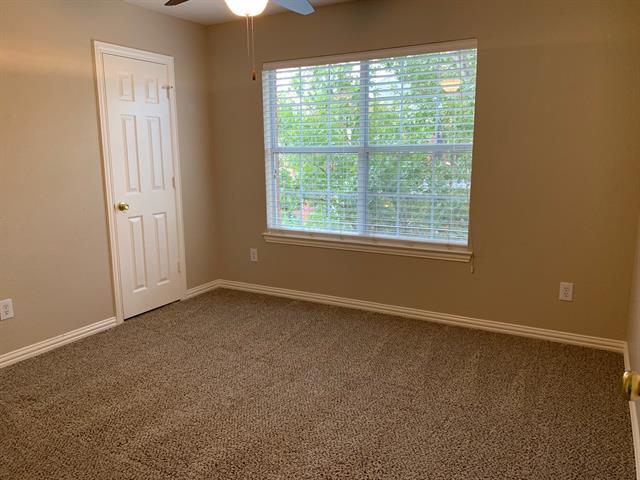 Building Photo - 2644 Dunbar Dr