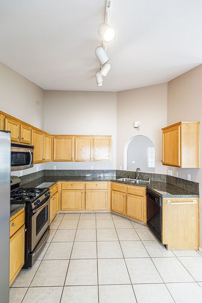 Building Photo - 238 Ventana Village Ln