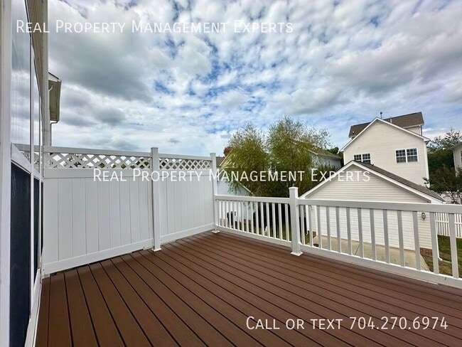 Building Photo - 12757 Bullock Greenway Blvd