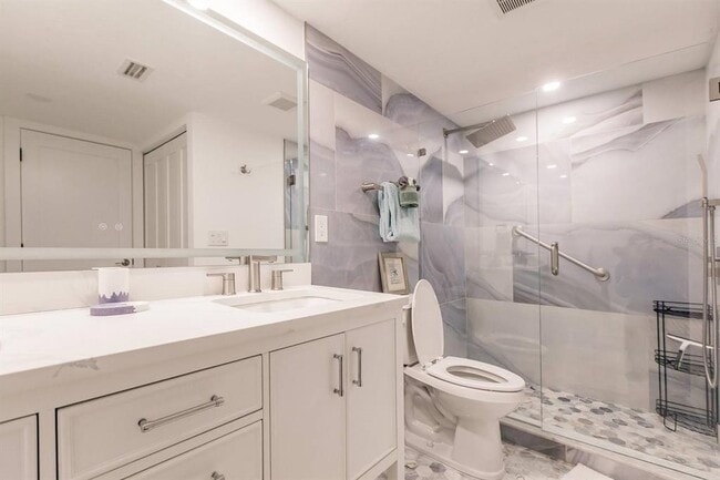 Building Photo - 1055 W Peppertree Dr