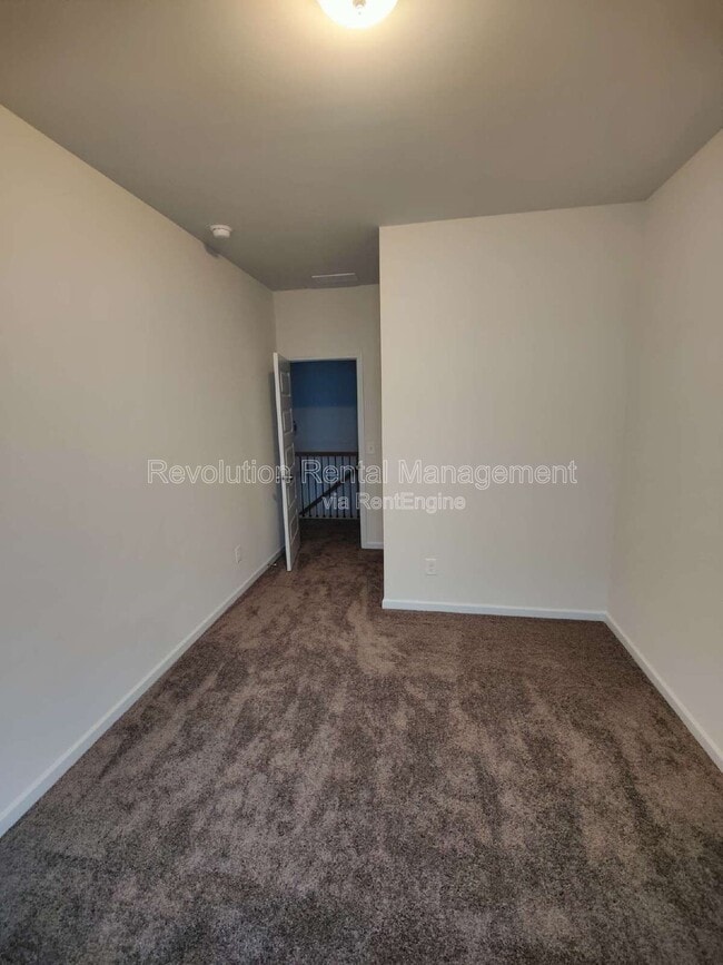 Building Photo - 500 Ozark Ln