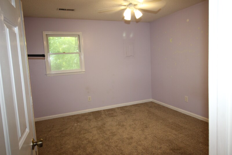 Building Photo - 6008 Southcrest Dr