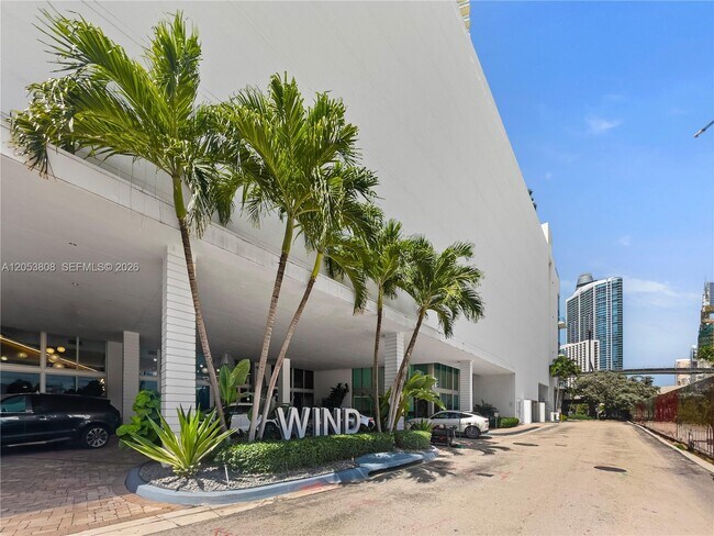 Building Photo - 350 S Miami Ave