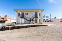 Building Photo - 525 Fir St