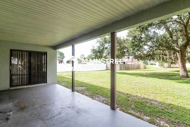 Building Photo - 3 Bedroom Pet-Friendly Home in North Port,...